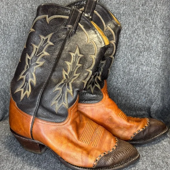 Tony Lama | Shoes | Tony Lama Mens Used Wingtip Cowboy Boots  display picture 3